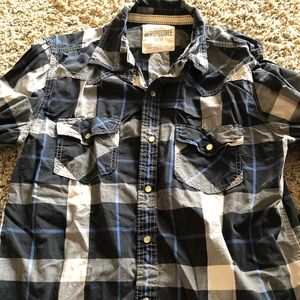 Aeropostale shirt sz M used